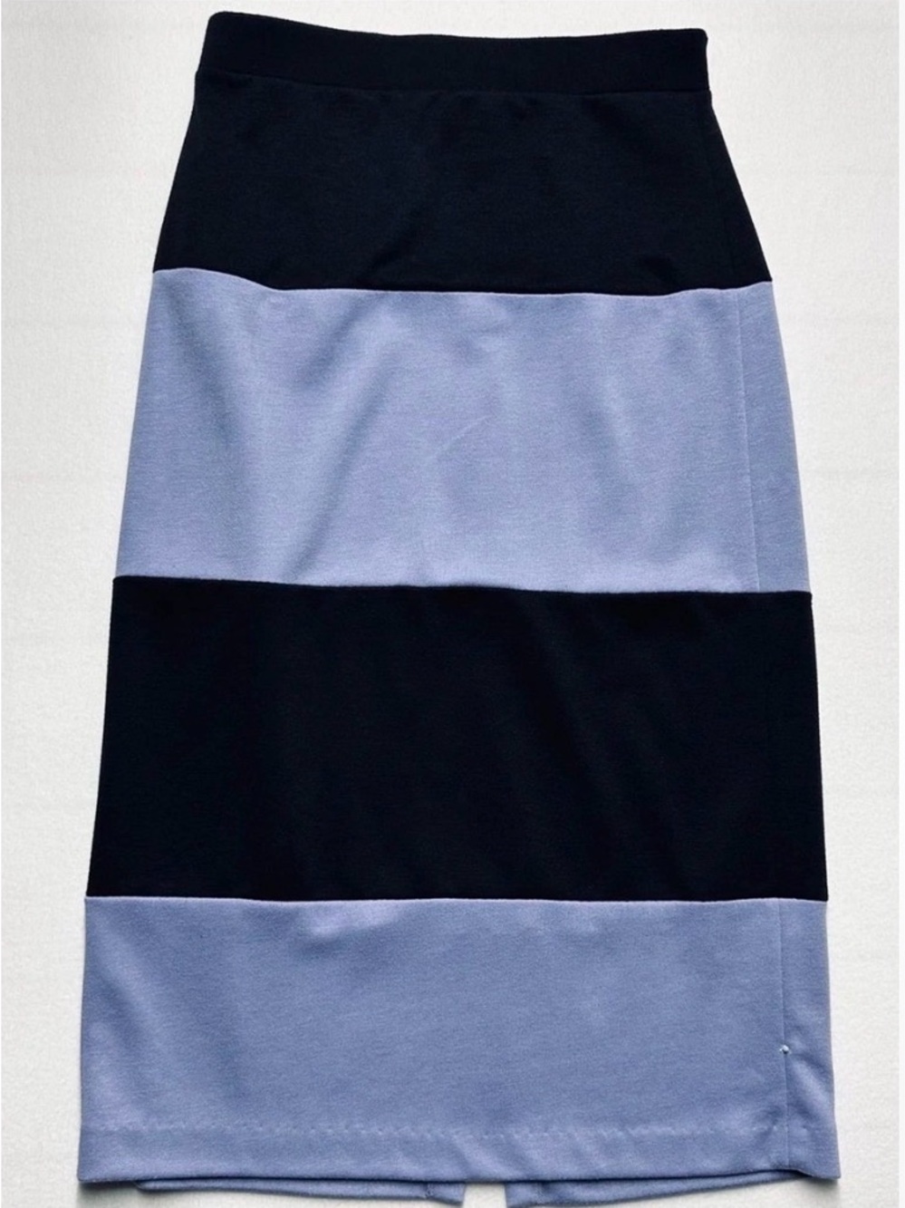 Pearl Lela Rose Stripe pencil knit jersey stretch skirt navy periwinkle 2 soft